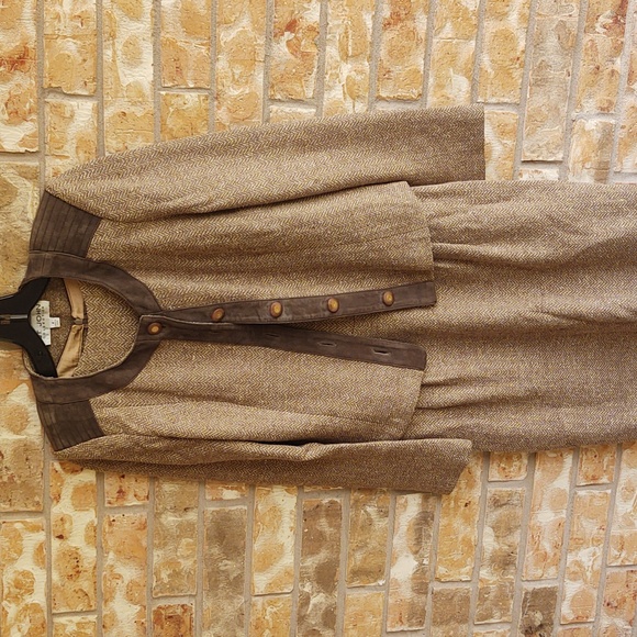 St. John Knit and Leather Dress and Jacket Pair - Picture 4 of 10